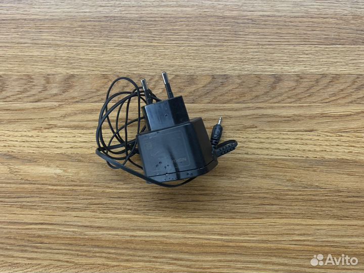 Зарядник Nokia две штуки