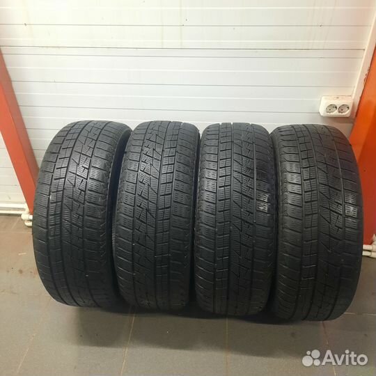 Goform Frozenero 215/50 R17 95T
