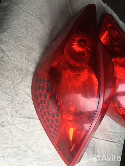 Задние фонари для пежо 207 2008 года