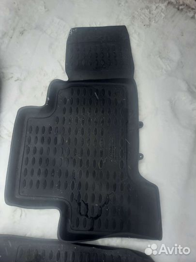 Коврики в салон на suzuki grand vitara