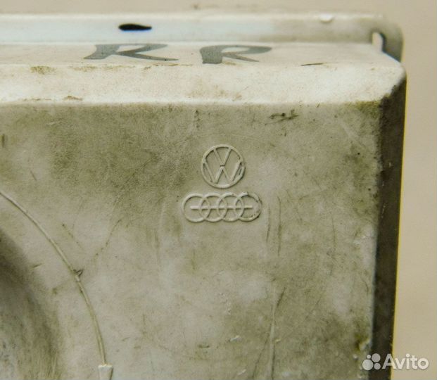 Плата фонаря заднего правого Audi 80 B3