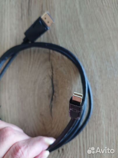 Кабель miniDisplayPort - DisplayPort