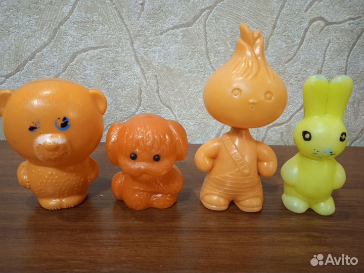 Игрушки пластиковые СССР