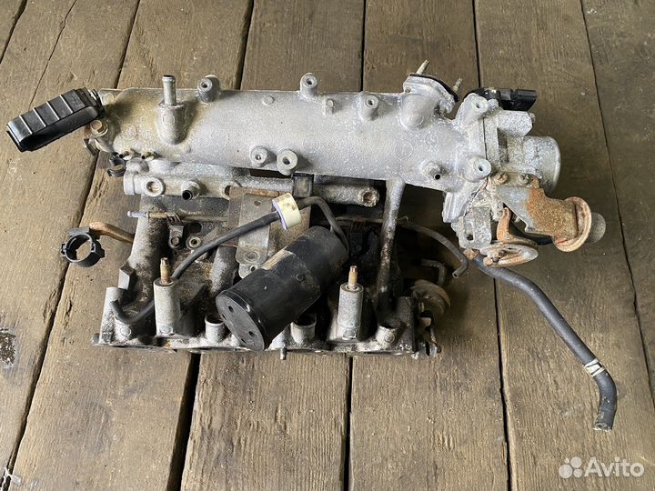 Впускной коллектор nissan almera n16 1.5л