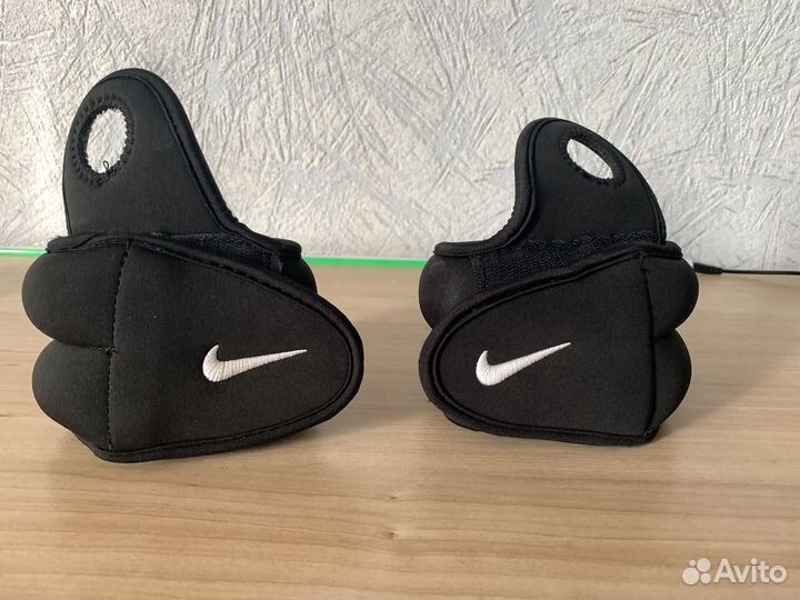 Утяжелители для рук Nike