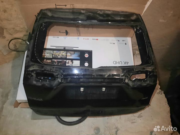 Крышка багажника toyota rav4 50