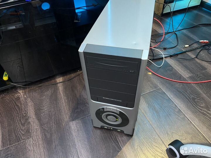 Компьютер рабочий 4 ядра 8 гиг