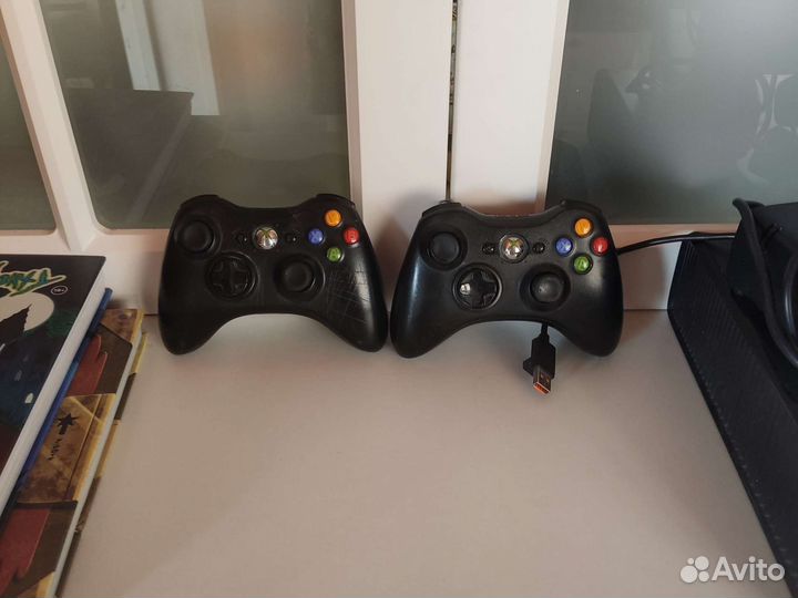 Xbox 360 с джойстиком