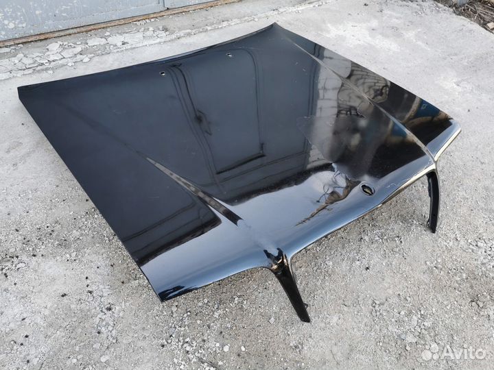 Капот на Mercedes W124 рестайлинг