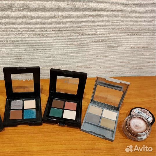 Тени для век