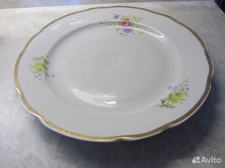 Блюдо(фарфор) СССР-80 ые годы