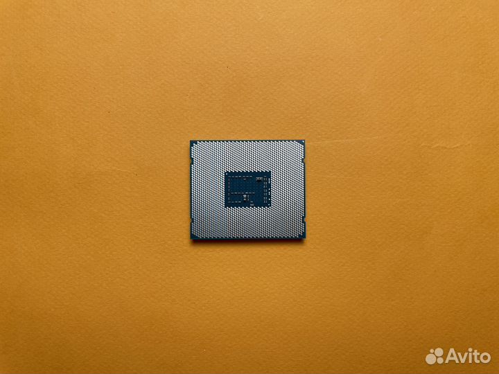 Серверный Intel xeon E5 2660 V3 в наличии