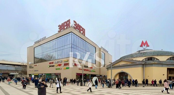 Торговое помещение в ТЦ у метро