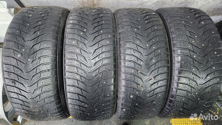 Kumho WinterCraft SUV Ice WS31 215/50 R17