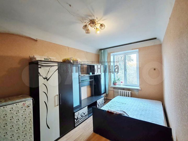 Комната 15 м² в 3-к., 2/5 эт.