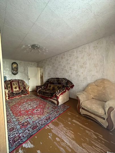 2-к. квартира, 50 м², 1/5 эт.