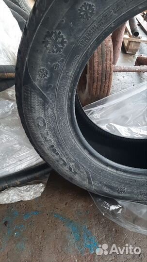 Kumho I'Zen RV Stud KC16 225/65 R17