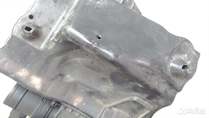 Корпус воздушного фильтра Volkswagen Sharan, 2003