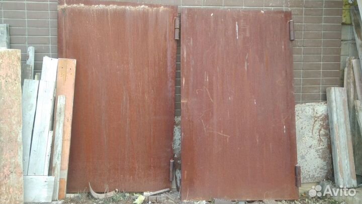 Ворота гаражные распашные