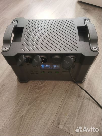 Электростанция 2400вт с солнечными панелями