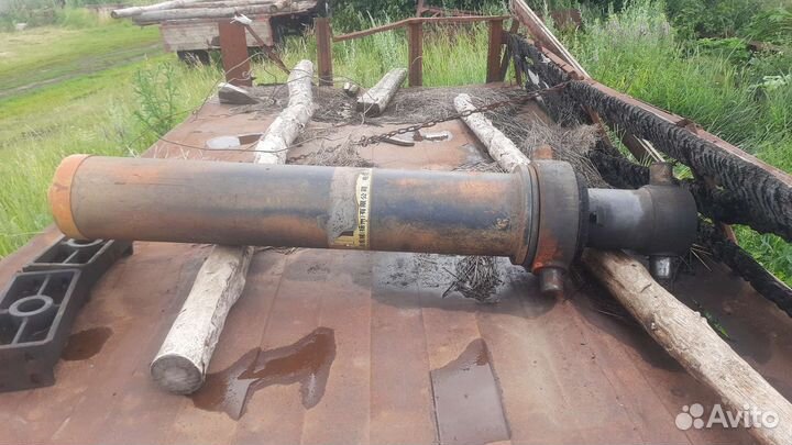 Гидроцилиндр подъема кузова hyva