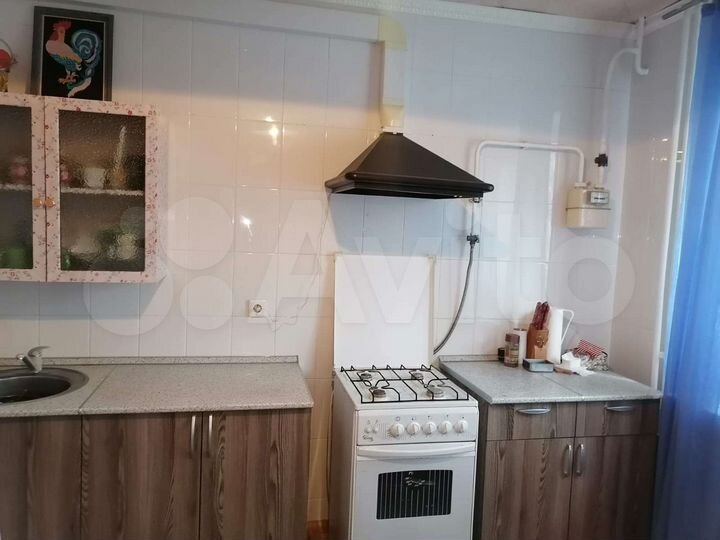 2-к. квартира, 50 м², 1/10 эт.