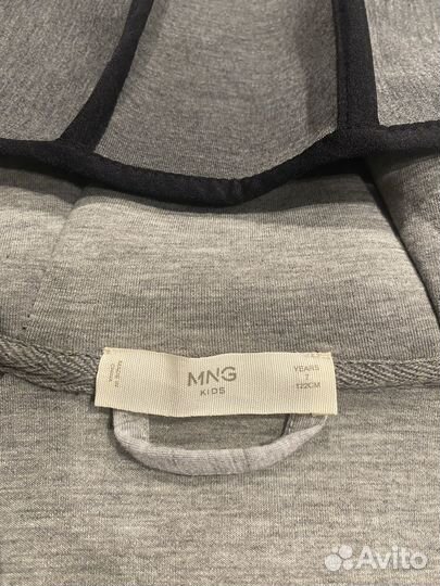 Кофта на молнии с капюшоном для мальчика 122