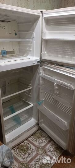 Холодильник бу Sharp SJP-442 NBE