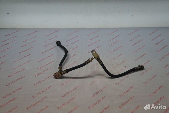 Nissan 46210-AV720 Шланг тормозной перед правый