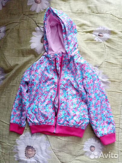 Ветровка для девочки