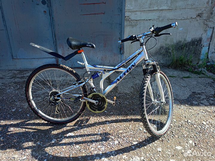 Горный велосипед alton. 26