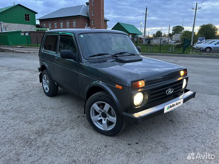 LADA 4x4 (Нива) 1.7 МТ, 2019, 77 000 км