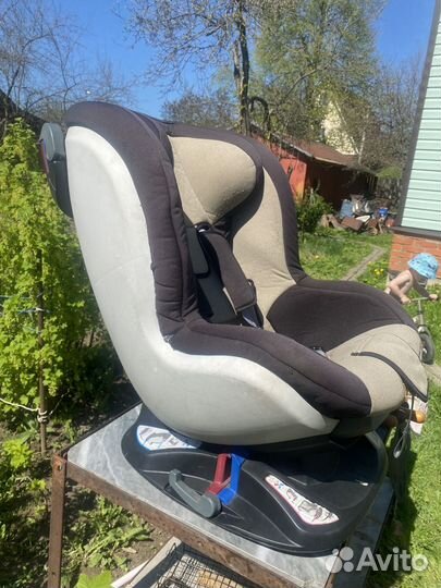 Детское автомобильное кресло бу