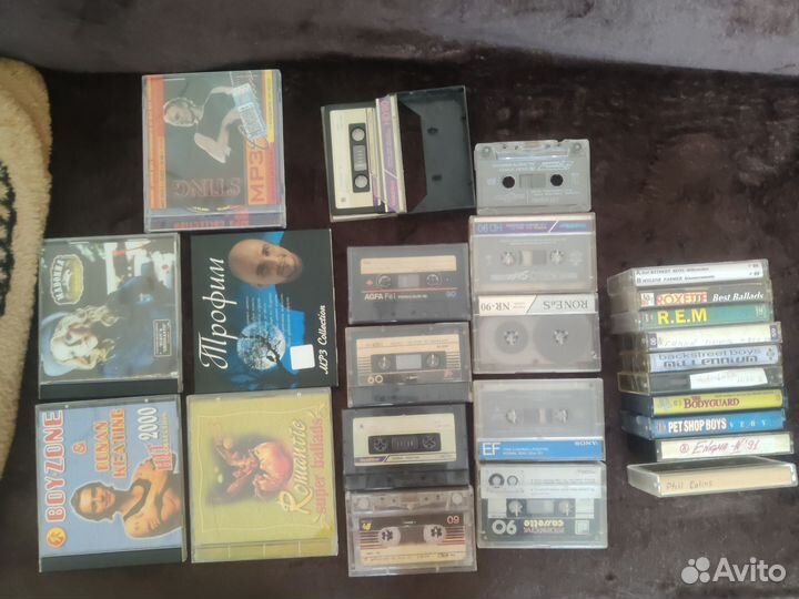 Аудиокассеты и диски