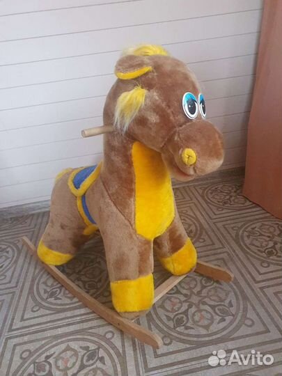 Качалка лошадь