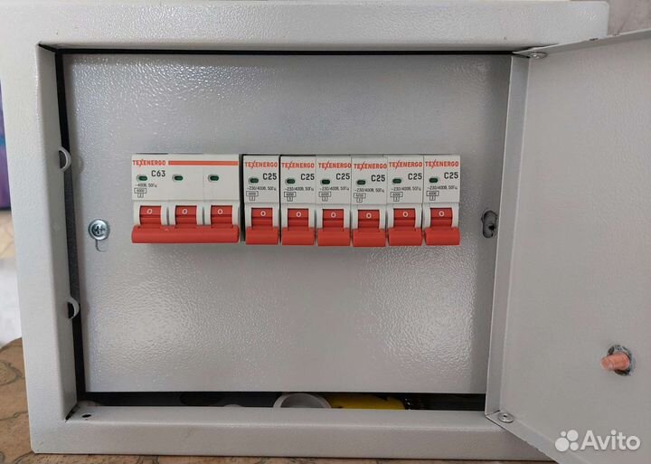 Щиток освещения ощв-6 (63А+6х25А)