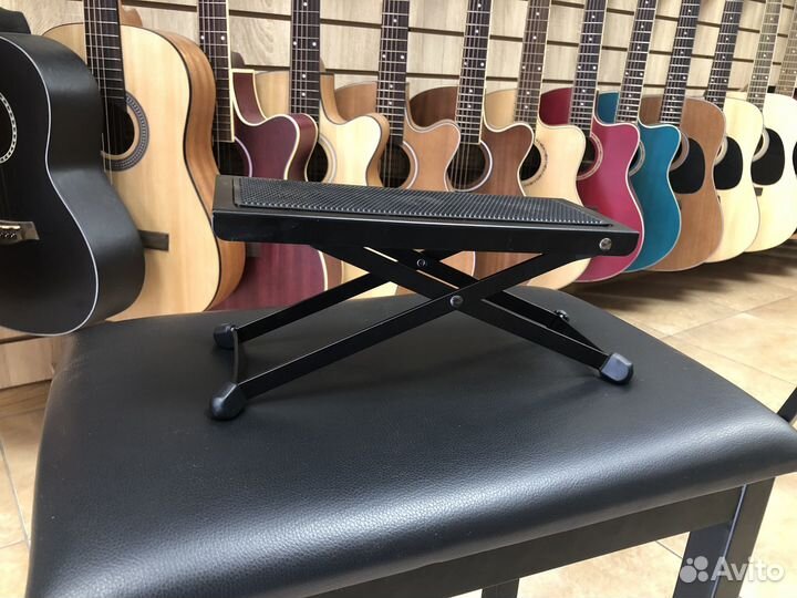 Подставка для ноги гитариста