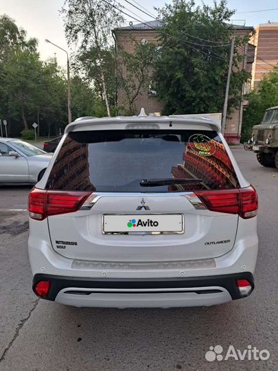 Mitsubishi Outlander 2.4 CVT, 2018, 75 000 км
