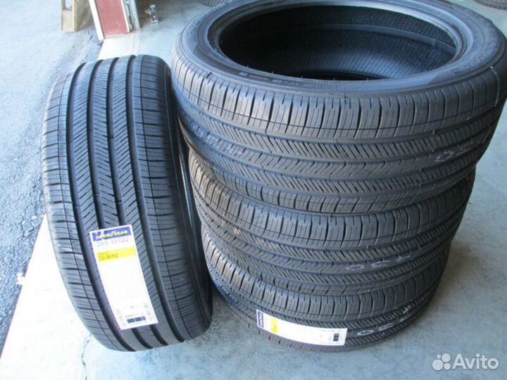 Goodyear Eagle Touring 285/45 R22 113H