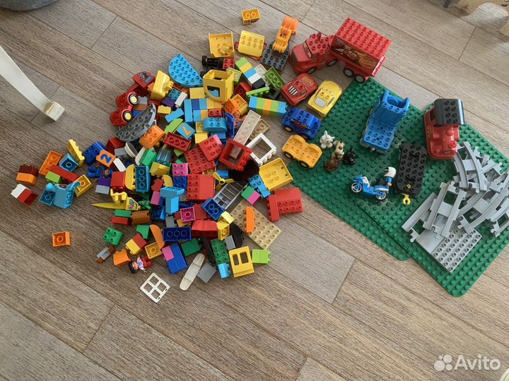 Lego duplo железная дорога, тачки, стройка