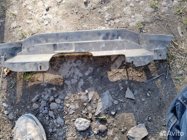 Решетка радиатора Хонда аскот инова