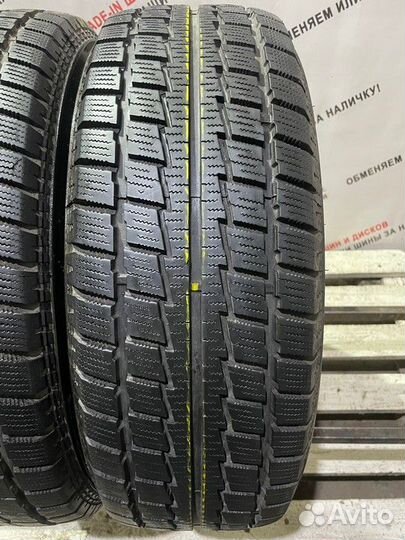 Hankook Nordik IS RW08 215/65 R15C Q