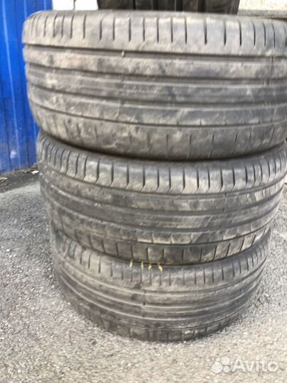 Pirelli P Zero PZ4 255/35 R21 105Y