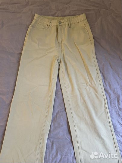 Бежевые брюки