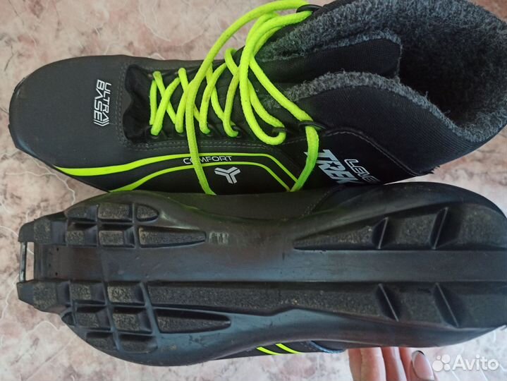 Ботинки лыжные