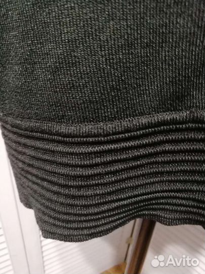 Накидка женская трикотажная на пуговицах размер S