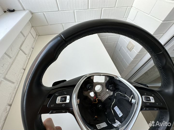 Руль volkswagen tiguan 2