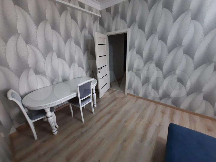 2-к. квартира, 70 м², 9/10 эт.