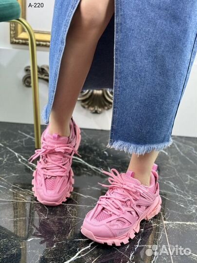 Кроссовки Balenciaga Track Pink