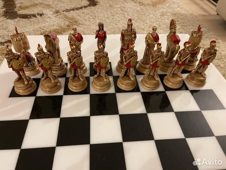 Шахматы коллекционные и стол из дикого камня